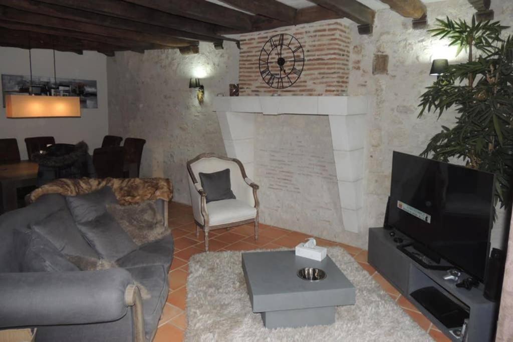 Maison De Caractere Cosy Villa Sambin Exterior photo